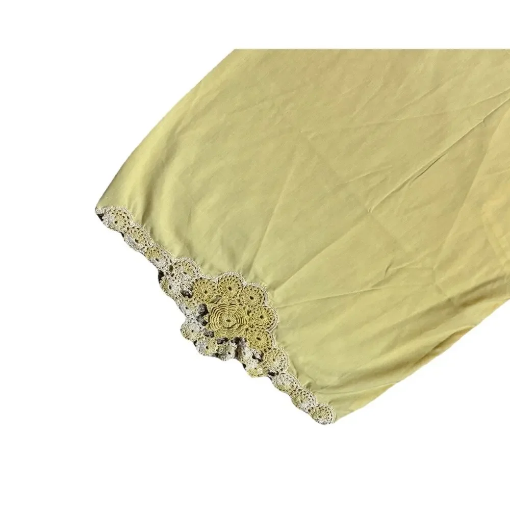 2 Vintage Handmade Pillowcases Pair Yellow Crochet Flower Trim -1 Damaged-